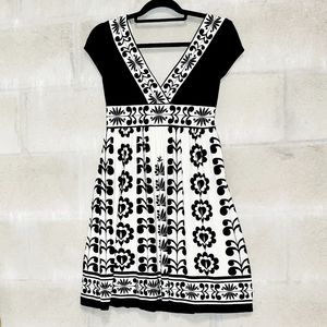 MAGGY LONDON • babydoll style dress